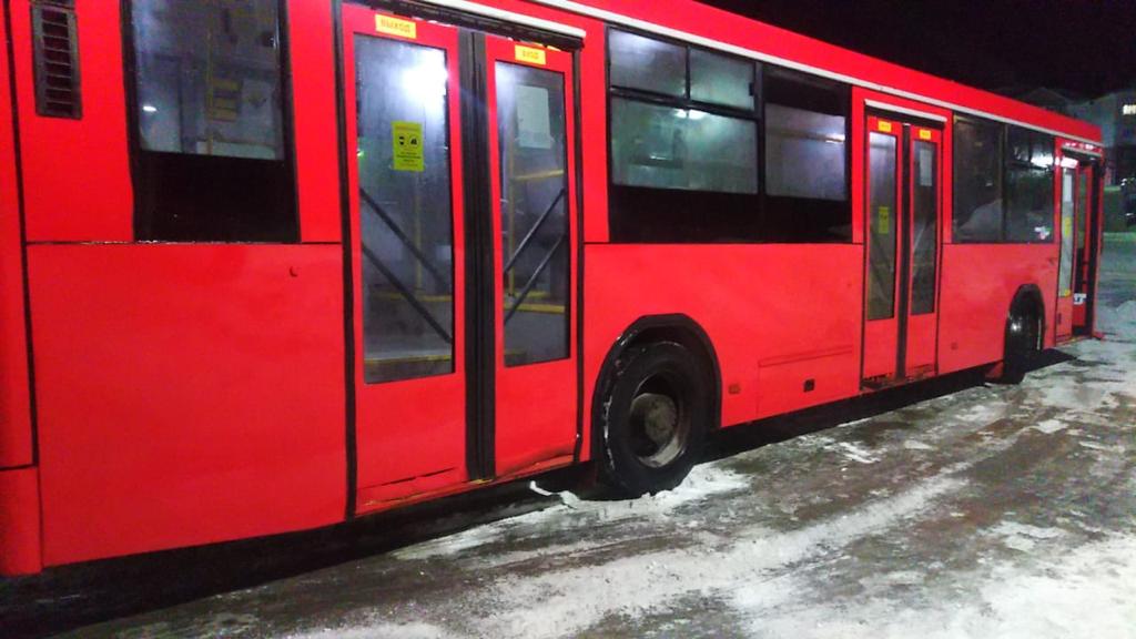 КПАП-9 обновляет эстетический вид общественного транспорта. В Казани автобусы № 33, 53, 63 готовят к летнему сезону.