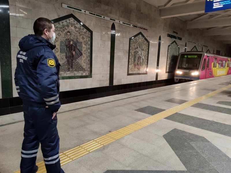 В Казани 5 апреля кондукторами и ревизорами в общественном транспорте выявлено более 350 пассажиров без масок.