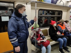 В Казани 8 апреля кондукторами и ревизорами в общественном транспорте выявлено 389 пассажиров без масок.