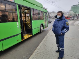 В Казани за неделю с 5 по 12 апреля кондукторами и ревизорами в общественном транспорте выявлено почти 2000 пассажиров без масок.