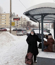 В Казани на автобусных остановках устанавливают новые информационные табло на солнечных батареях.