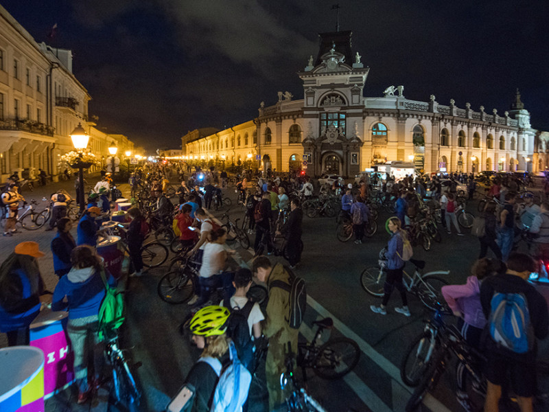 В Казани в ночь с 13 на 14 августа, во время проведения «Ночного велофеста», будет ограничено движение транспорта. 