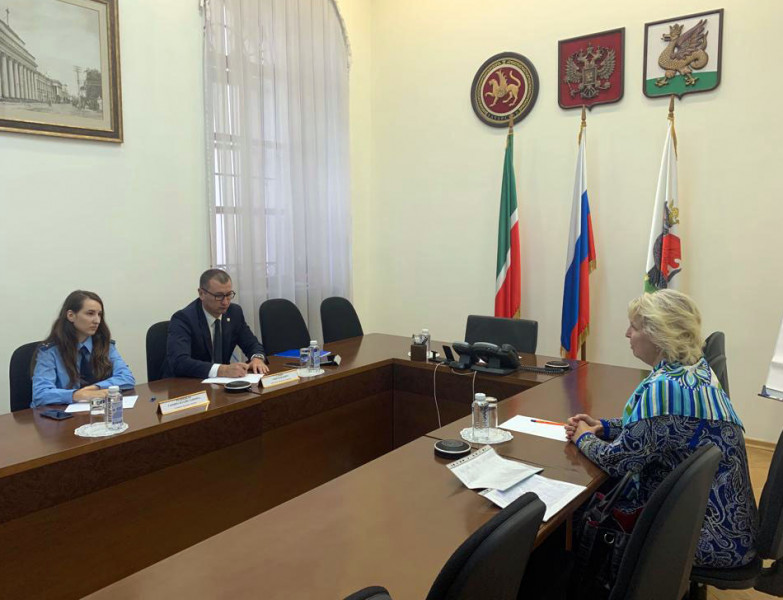 Председатель Комитета по транспорту Амир Сафин совместно с Прокуратурой города Казани провел прием граждан.