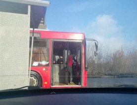 Курение и разговоры по телефону. В Казани выявлено 68 нарушений в автобусах.
