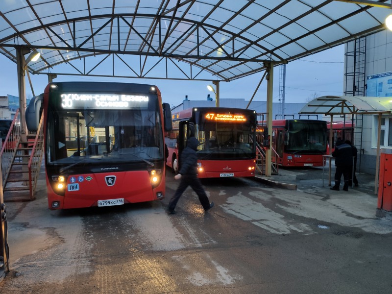 Грязные автобусы выявляли на городских маршрутах Казани 