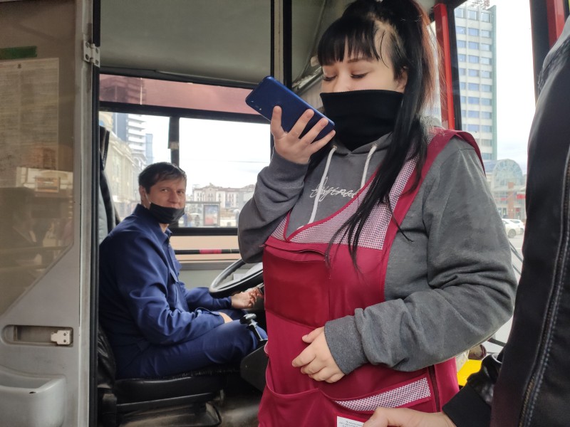 В ходе очередного рейда в общественном транспорте Казани выявили 139 нарушителей масочного режима