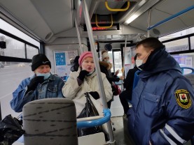 8 декабря в общественном транспорте Казани выявили 597 пассажиров без масок