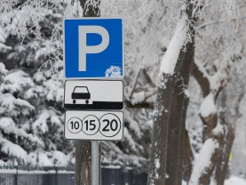 До 30 апреля в Казани продлевается льготный режим работы муниципальных парковок