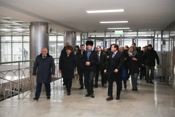 Рустам Минниханов и Герман Греф ознакомились с проектом «Безналичный транспорт» на примере Казанского метрополитена